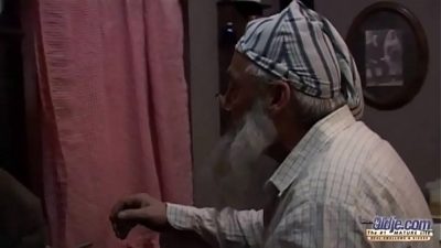 Oldje – White Hair Grandpa Fucks Teen Girlfriend That Shows As Fairy In His Dream