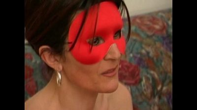 Roy Parsifal – Sensual And Hot Amateur Milf In Mask Jerking Off Her Pussy Italy Vid