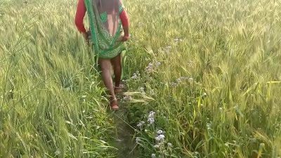Desi Radhika – Indian Village Bhabhi Fucking Outdoor Sex In Hindi