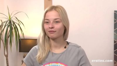 Ersties Hot Blonde Uses A Toy To Get Off