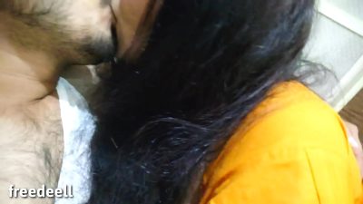 Freedeellx – Bhabhi Boli Gand Mei Dalo Freedeellb  Hindi Video