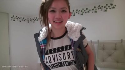 Sugarcookie – Cute Asian Teen Masturbates
