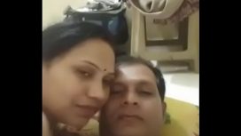 Desi Indian Couple Romance Wife Give A Nice Blowjob Hindi Vid