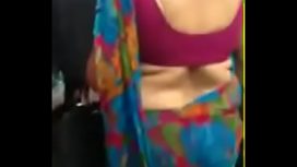 Hot Nepali Aunty’S Big Back Exposed In Saree